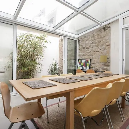 Paris-maison-appartement-7 Chambres Metro Jourdain 別荘