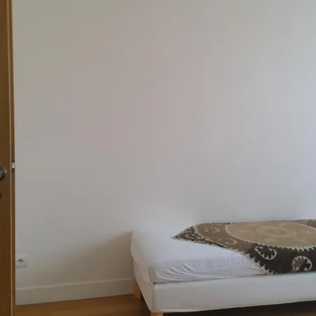 Paris-maison-appartement-7 Chambres Metro Jourdain * パリ