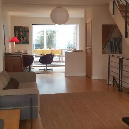 Paris-maison-appartement-7 Chambres Metro Jourdain パリ