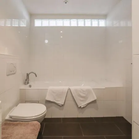 Ferienhaus Paris-maison-appartement-7 Chambres Metro Jourdain Paris