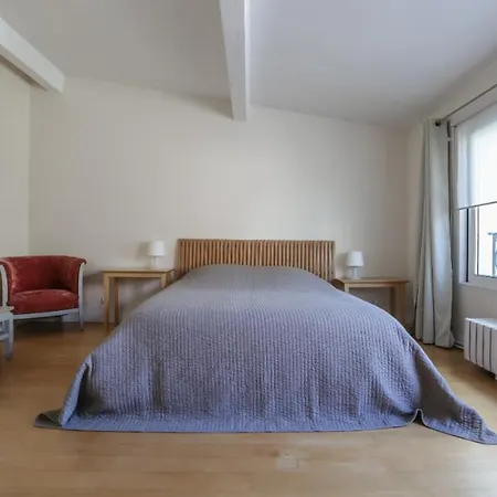 別荘 Paris-maison-appartement-7 Chambres Metro Jourdain *