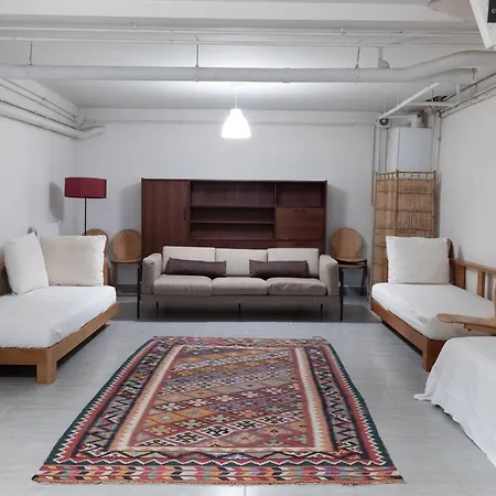 別荘 Paris-maison-appartement-7 Chambres Metro Jourdain *